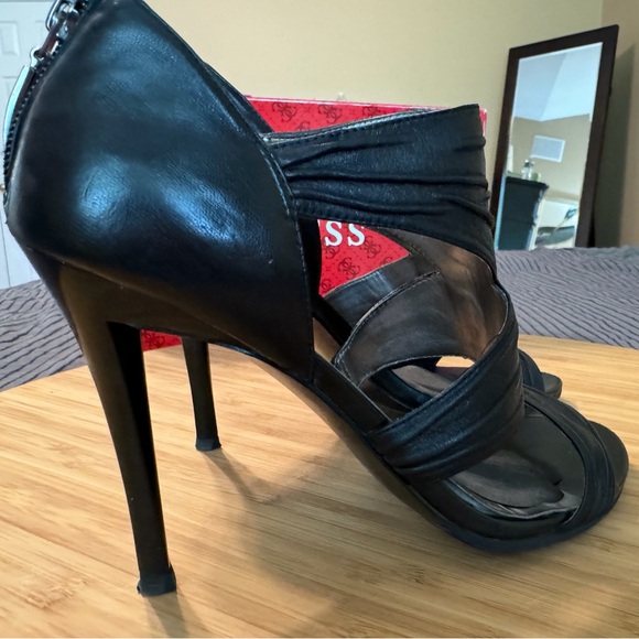 GUESS Black Open Toe Heel 8 - Picture 3 of 16